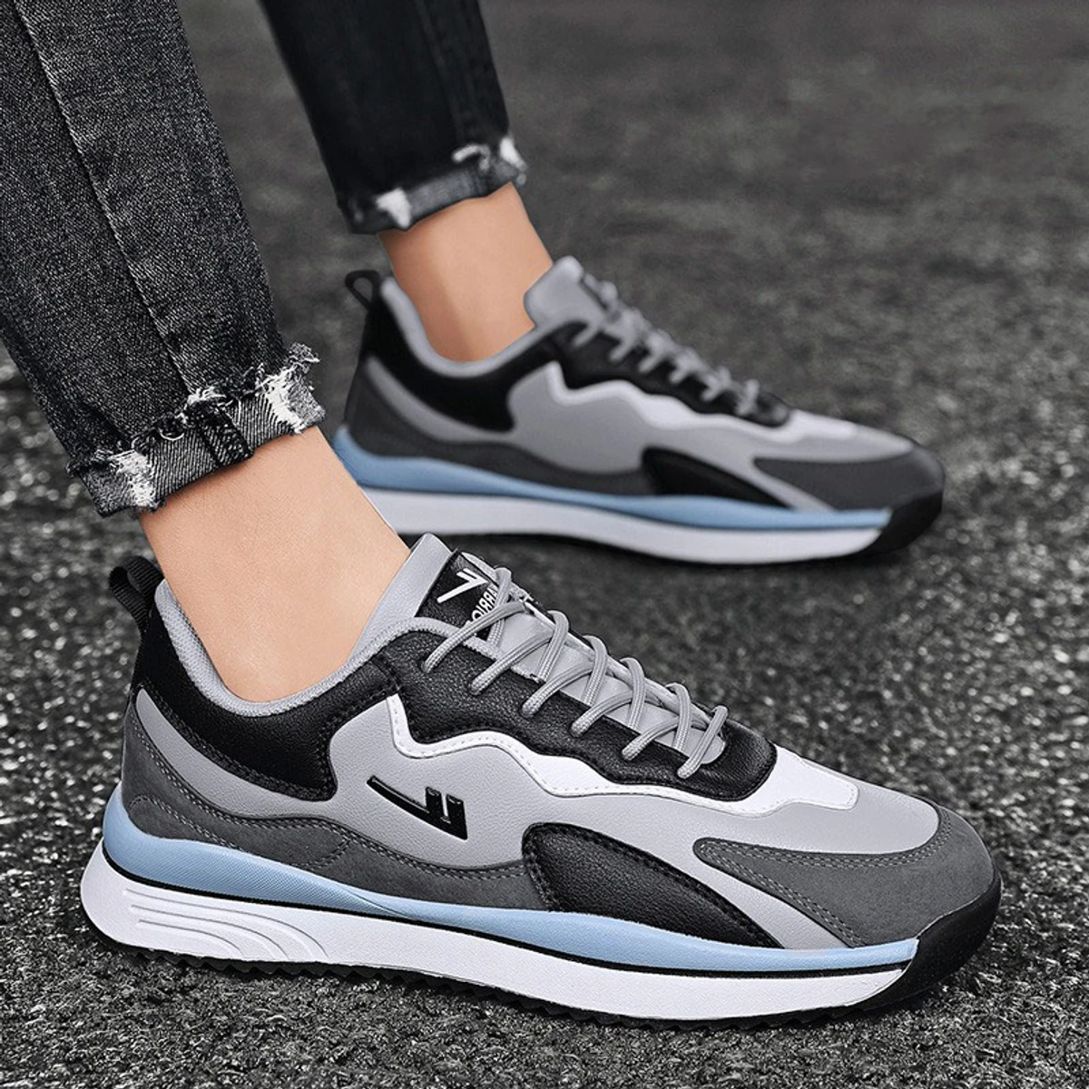 Versatile Casual Running Shoes