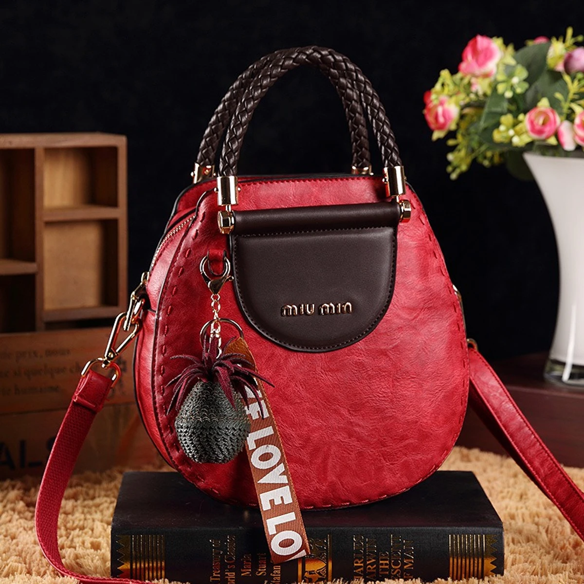 Chic Sling Shoulder Bag