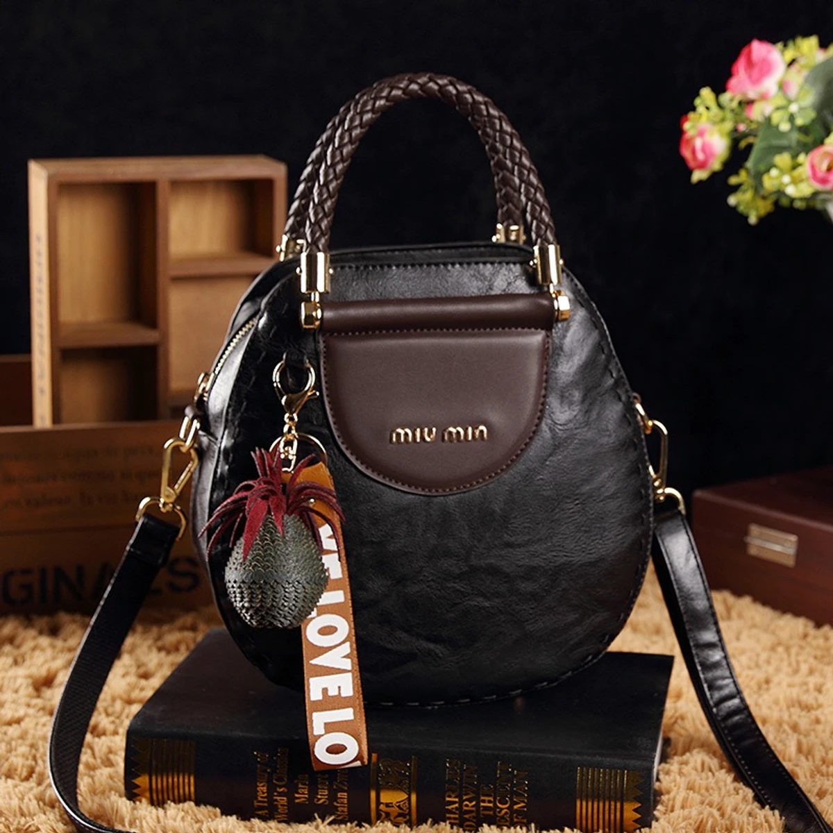 Chic Sling Shoulder Bag