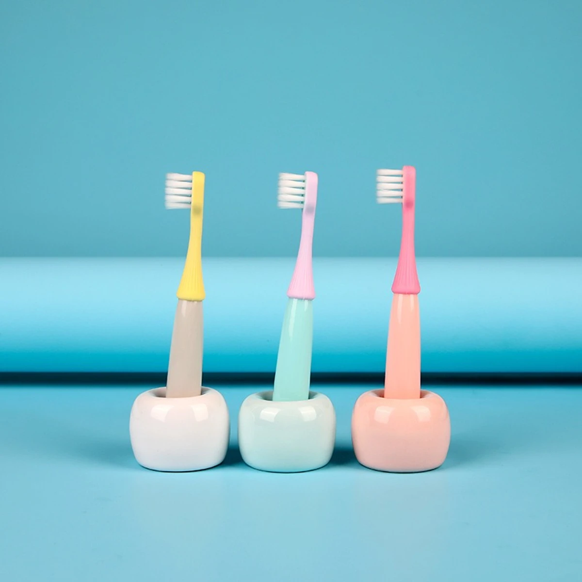 Baby Toothbrush Set For 2-5 Years (3 Pieces)